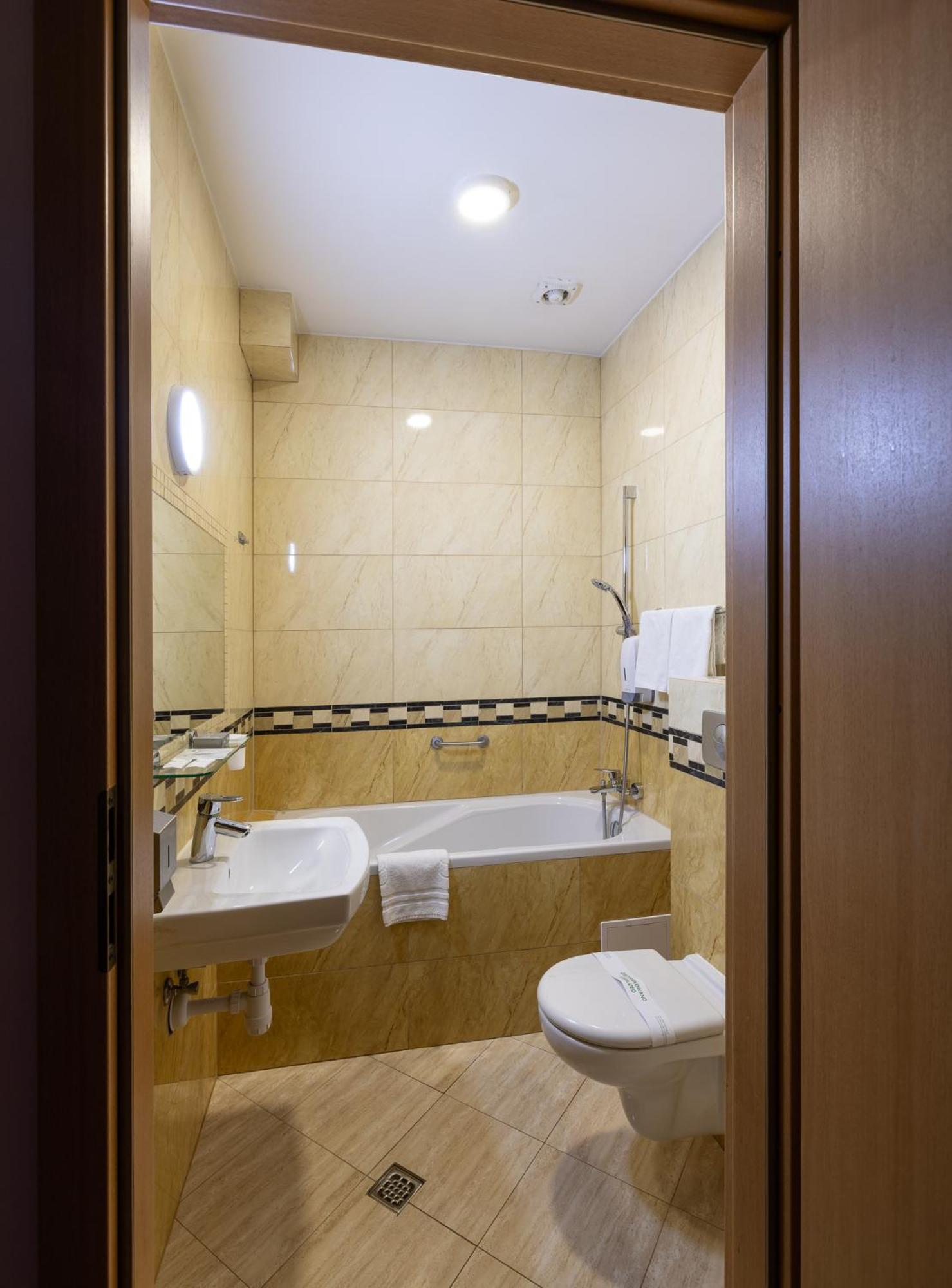 Hotel Orbita 3*